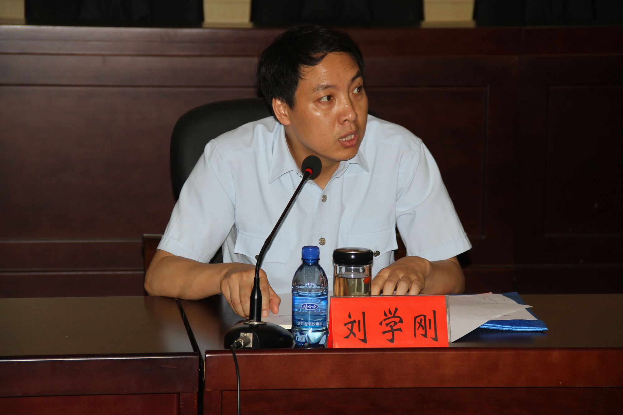 刘学刚.jpg